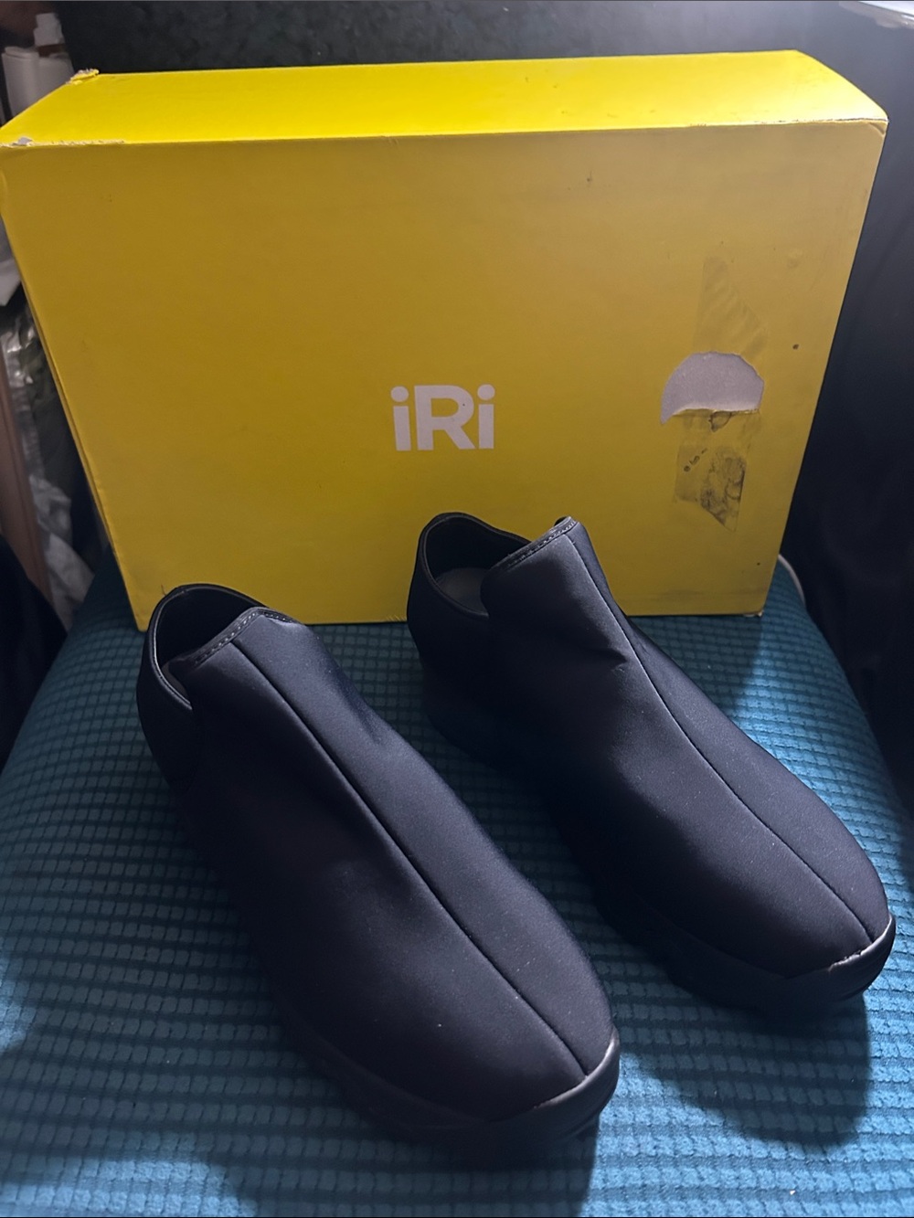 NWT iRi Women’s Black Slip-On Loafers — Sleek Everyday Comfort